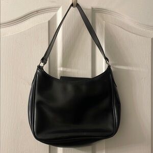 GAP Vintage 90s  Sleek Black patent Leather Shoulder Bag